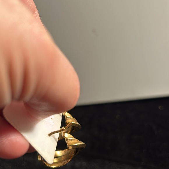 Stainless Steel Three-Ring Hoop Earrings for Women Gold Plated Circle Earring - Picture 5 of 8